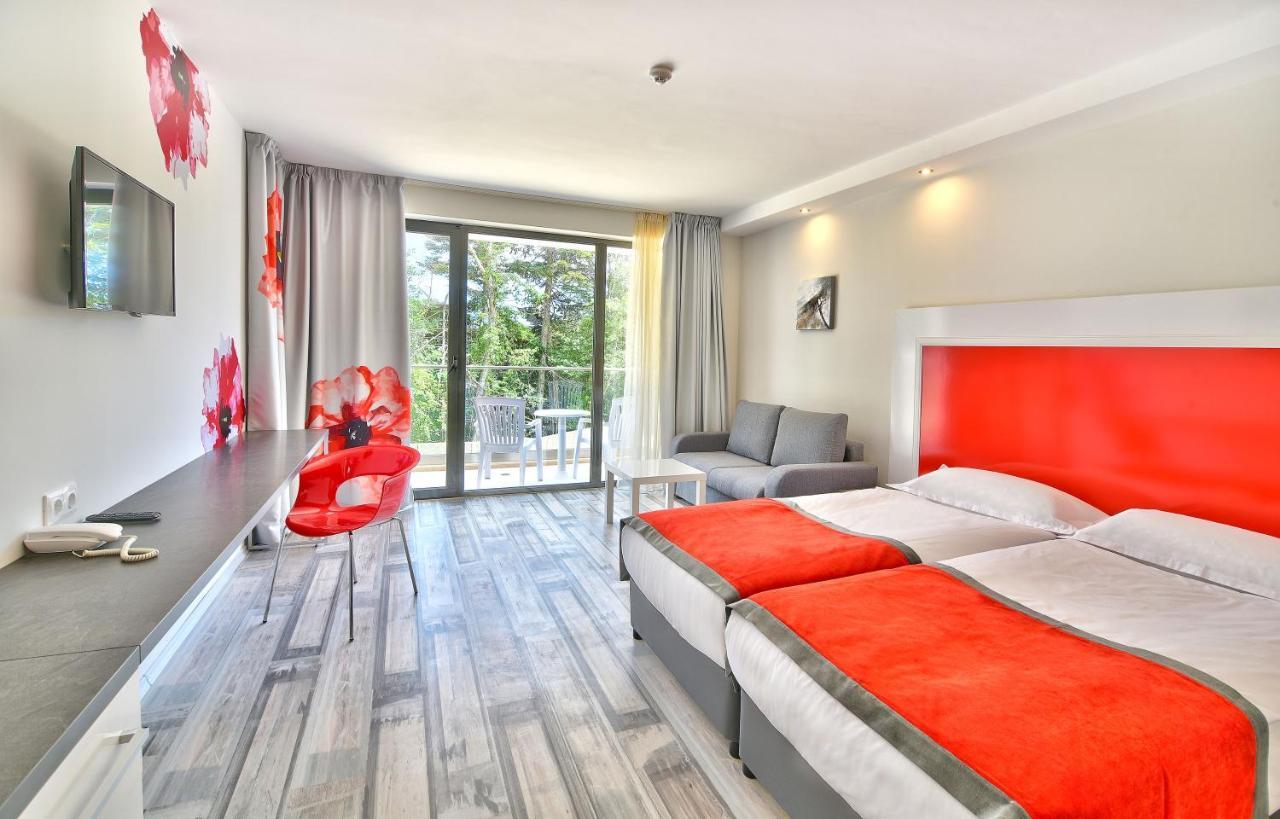 Grifid Hotel Foresta (Adults Only) Zlatni pjasătsi Eksteriør bilde
